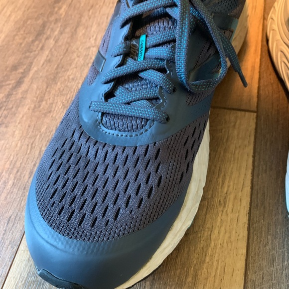 Sz 12 Men’s 840 v4 Abzorb New Balance Running Shoe - Picture 10 of 14